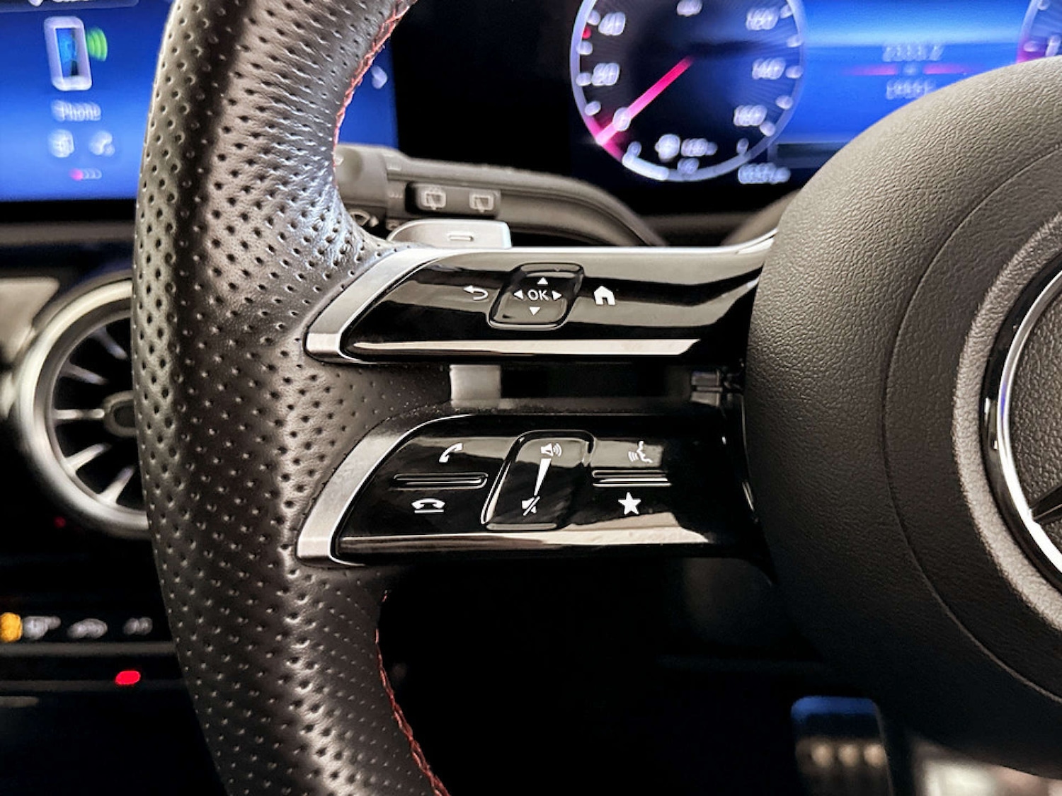 Used Mercedes-Benz A-Class 2023 for sale - 77745403: Photo 17