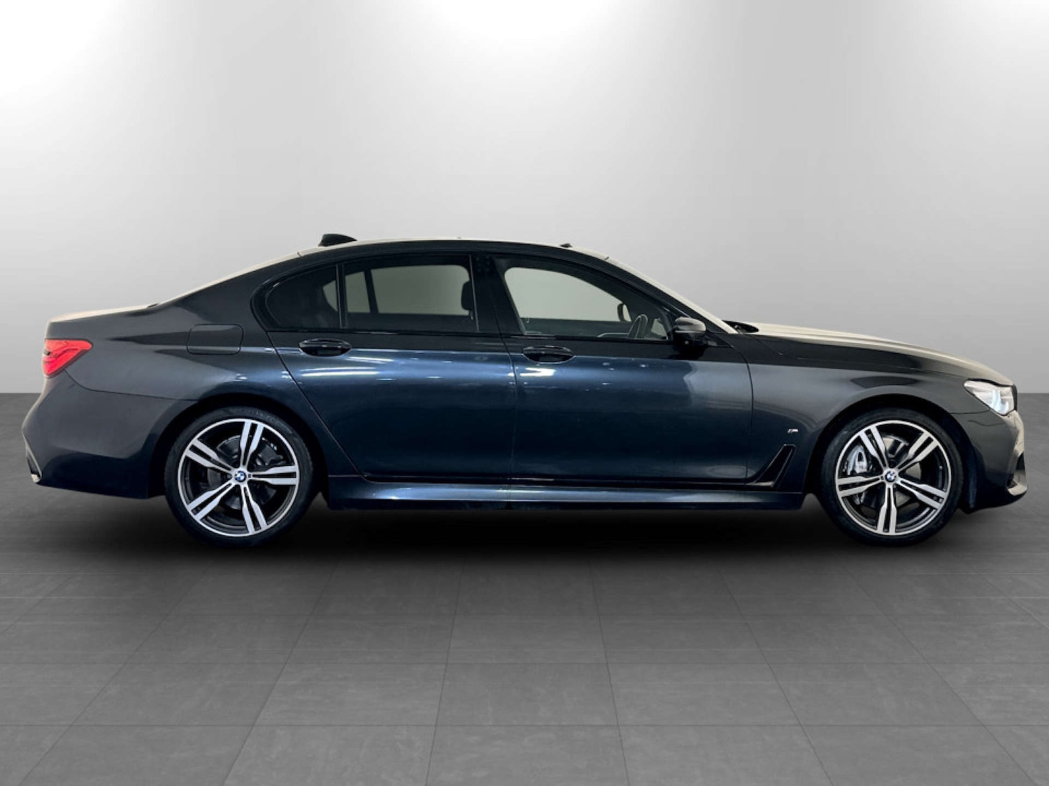 Used BMW 7 Series 2018 for sale - 77621902: Photo 11