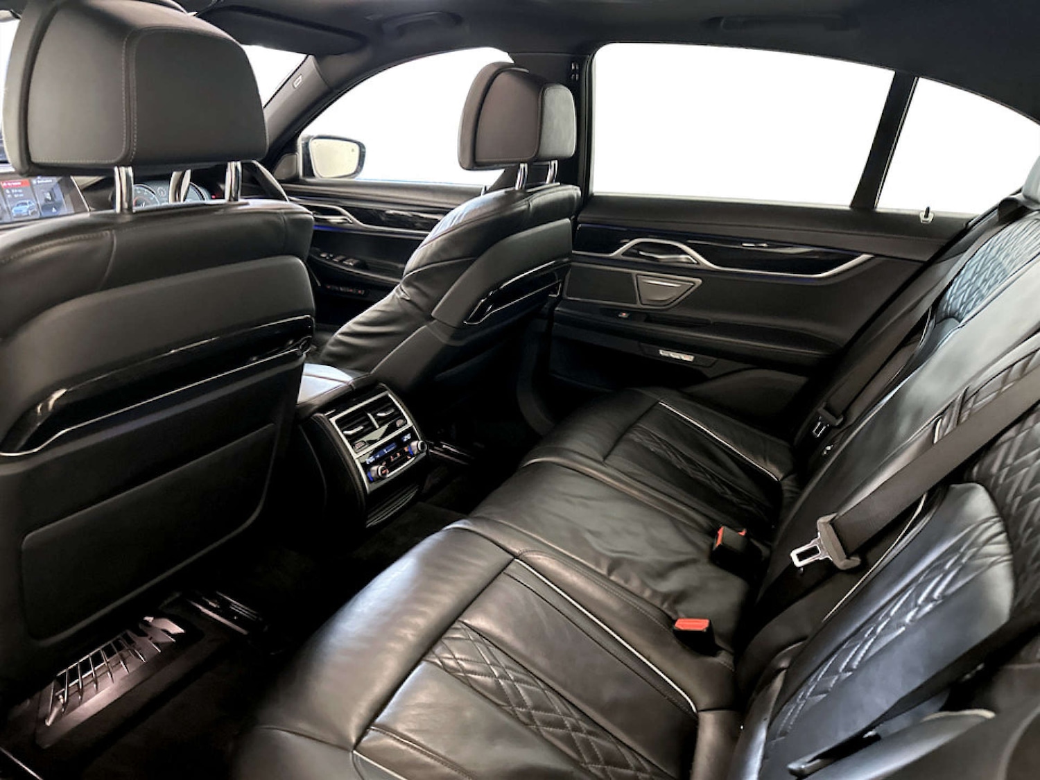 Used BMW 7 Series 2018 for sale - 77621902: Photo 15