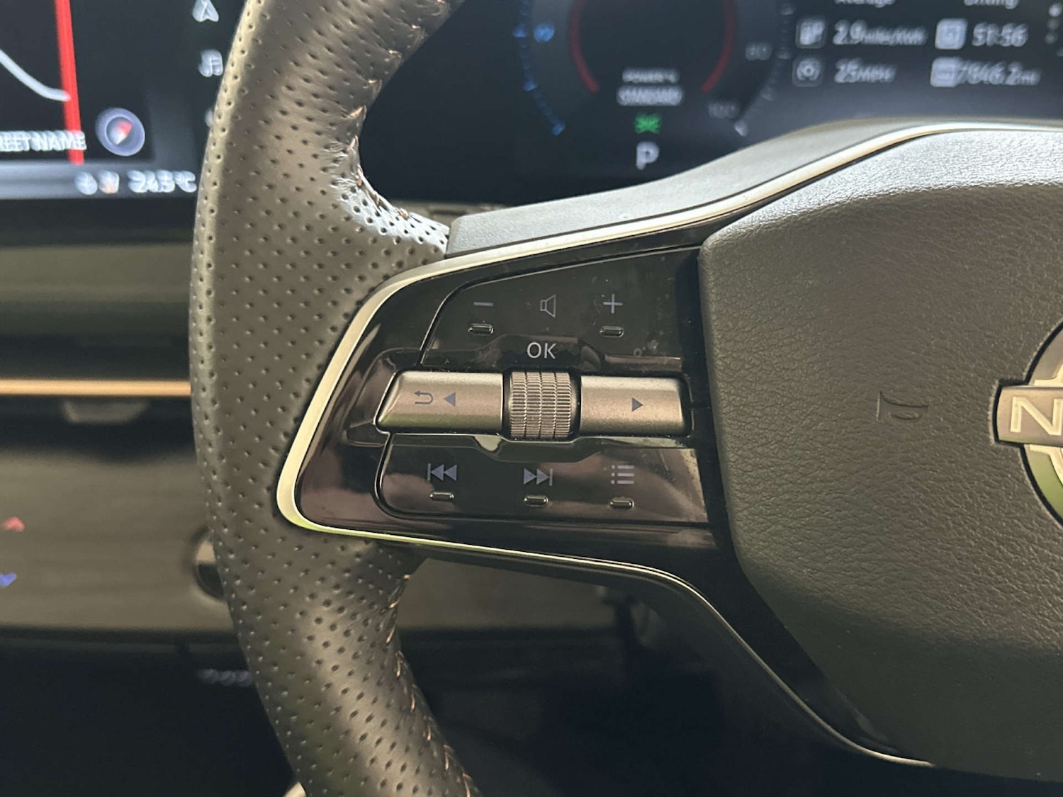 Used Nissan ARIYA 2022 for sale - 78045039: Photo 17