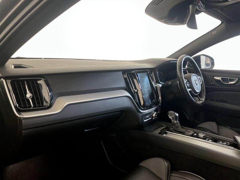Used Volvo V60 2019 for sale - 76104761: Photo 12