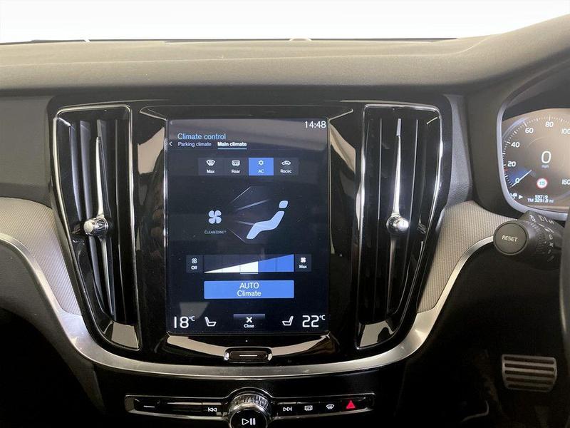 Used Volvo V60 2019 for sale - 76104761: Photo 24