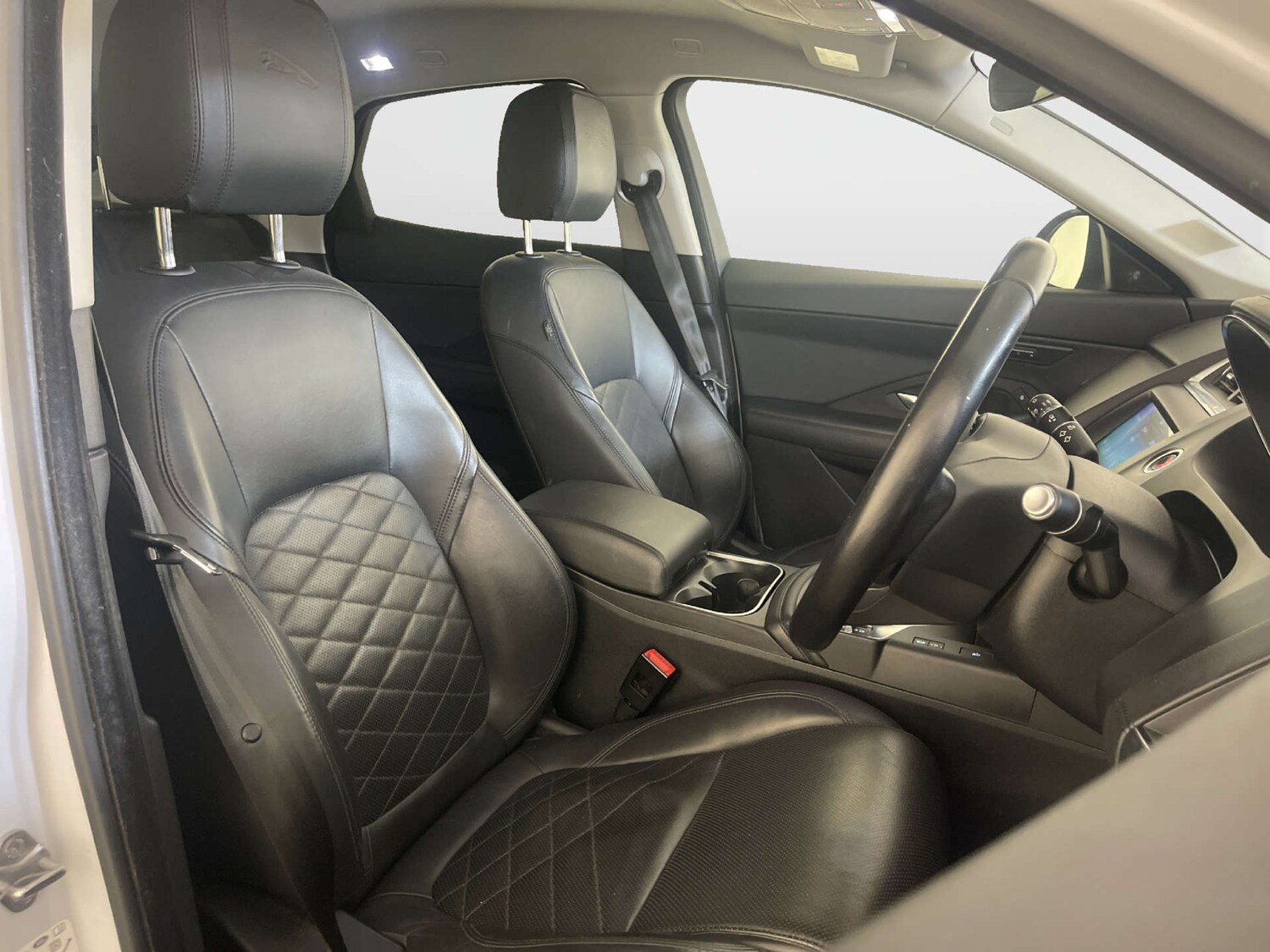 Used Jaguar E-Pace 2019 for sale - 77937220: Photo 13