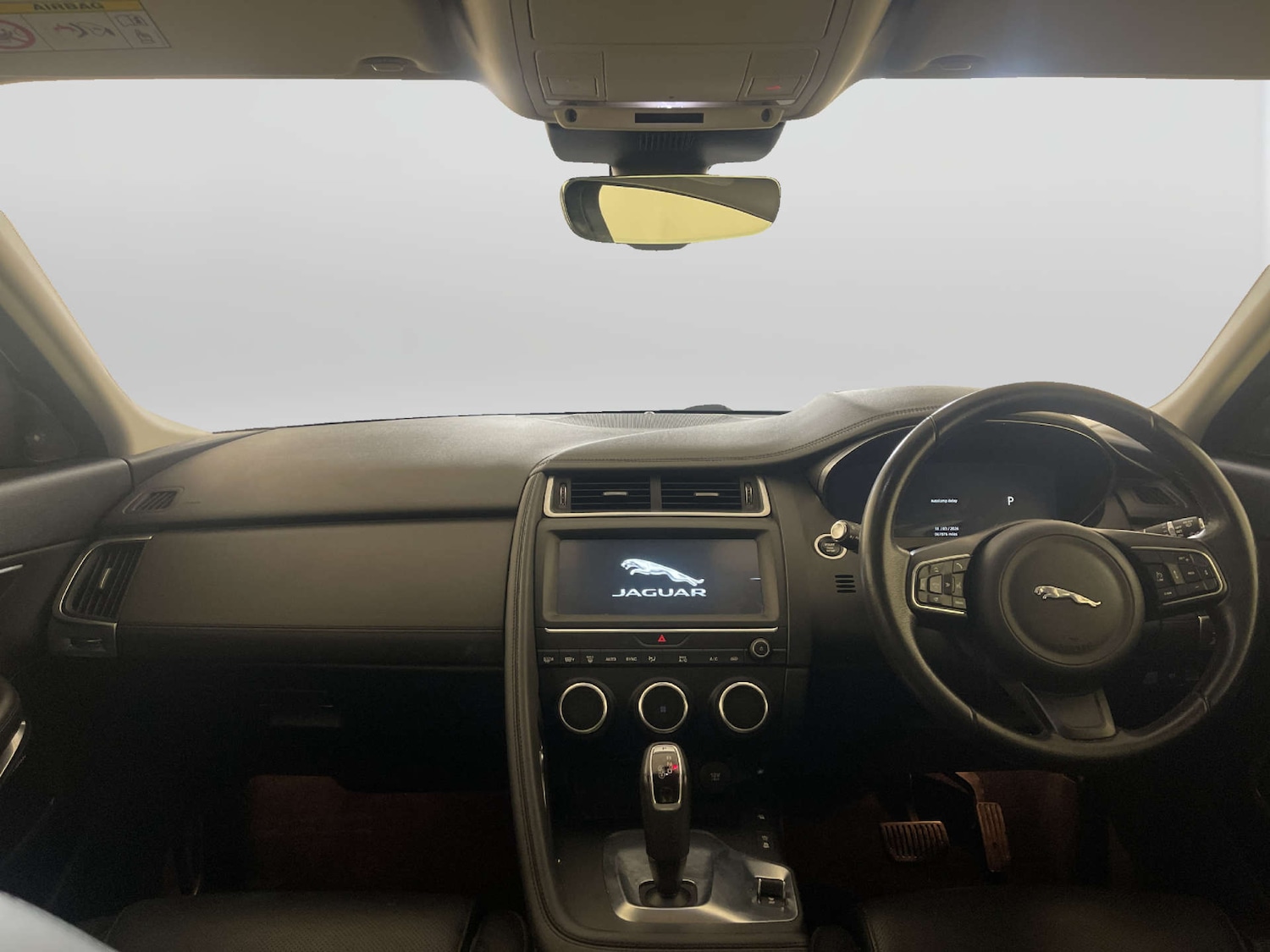 Used Jaguar E-Pace 2019 for sale - 77937220: Photo 3