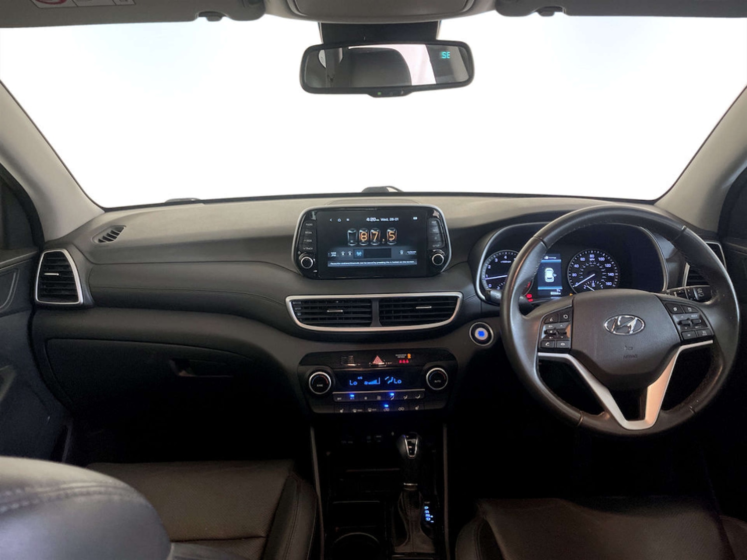 Used Hyundai TUCSON 2018 for sale - 77469933: Photo 3