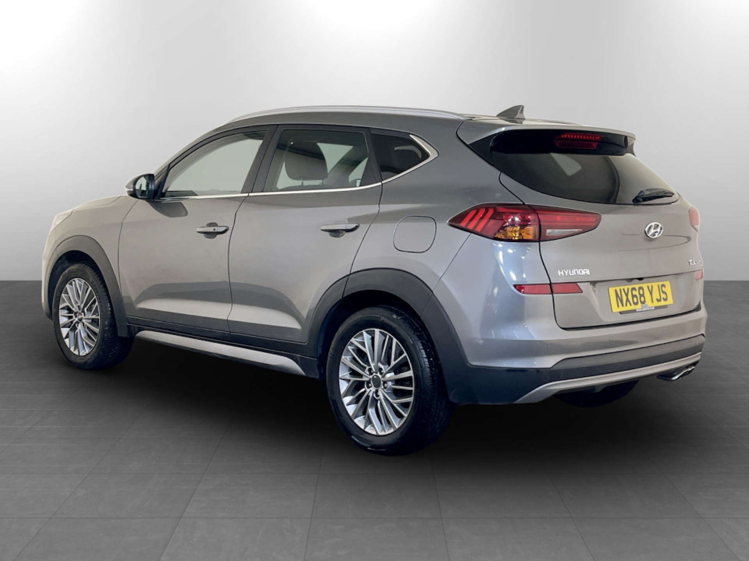 Used Hyundai TUCSON 2018 for sale - 77469933: Photo 8