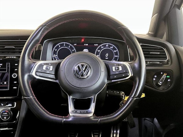Used Volkswagen Golf 2018 for sale - 75982618: Photo 15