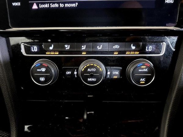 Used Volkswagen Golf 2018 for sale - 75982618: Photo 24
