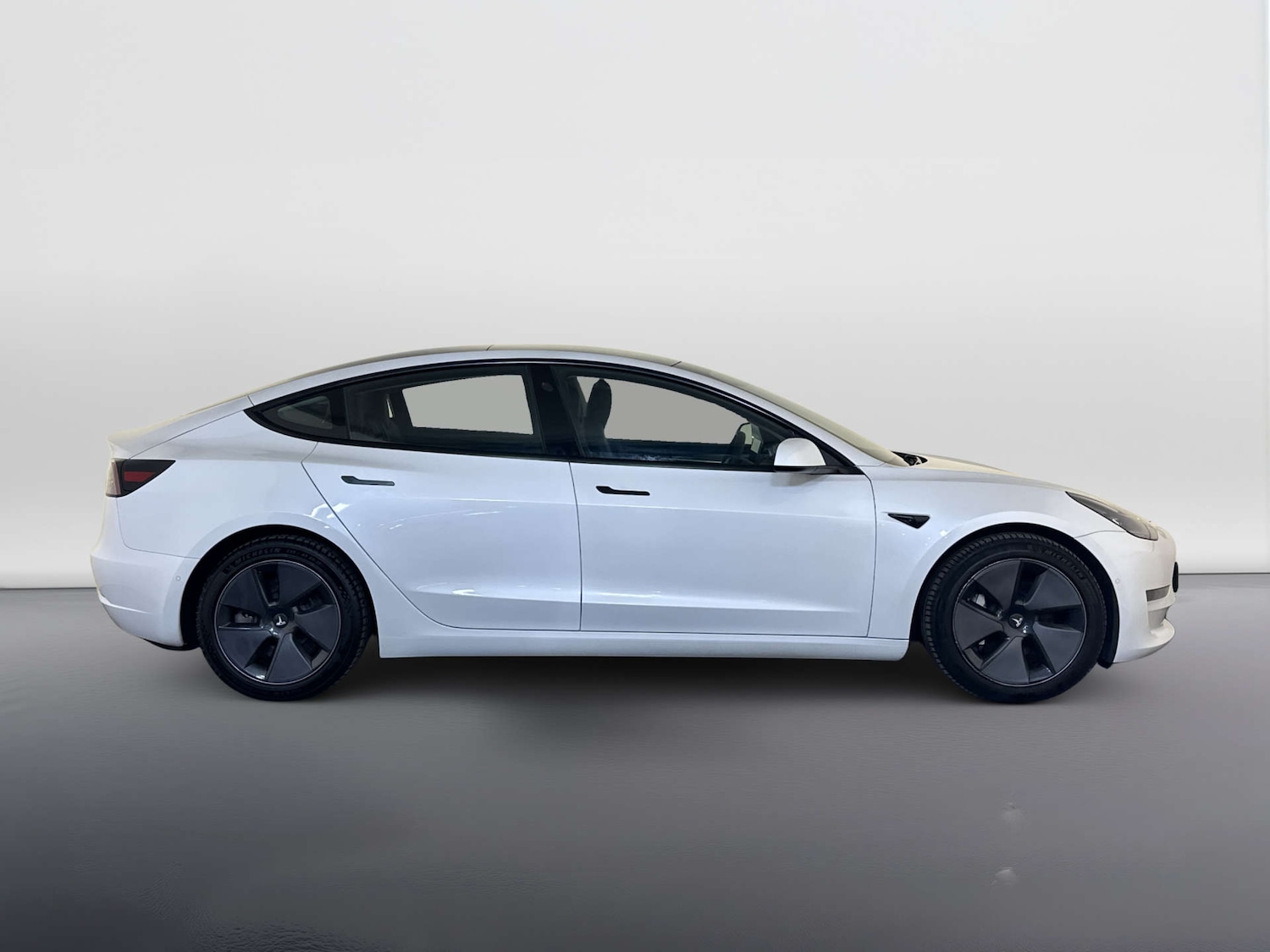 Used Tesla Model 3 2021 for sale - 77953404: Photo 11