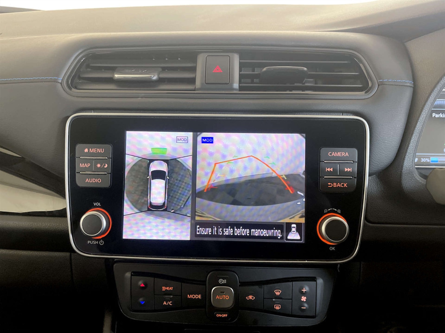 Used Nissan Leaf 2022 for sale - 77542677: Photo 19