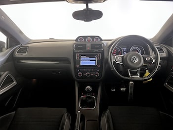 Used Volkswagen Scirocco 2017 for sale - 75499883: Photo