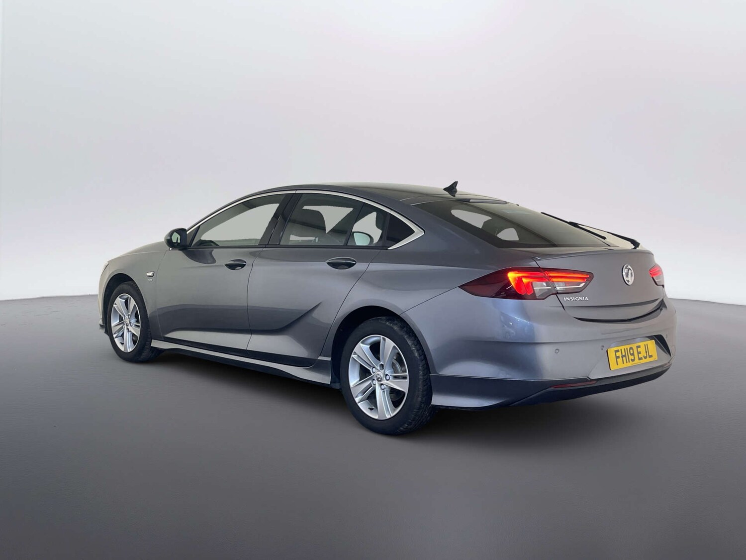 Used Vauxhall Insignia 2019 for sale - 77953341: Photo 8