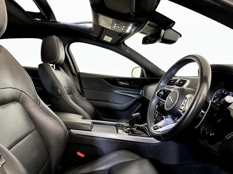 Used Jaguar XE 2021 for sale - 76776741: Photo 13