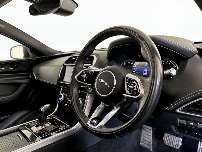 Used Jaguar XE 2021 for sale - 76776741: Photo 17