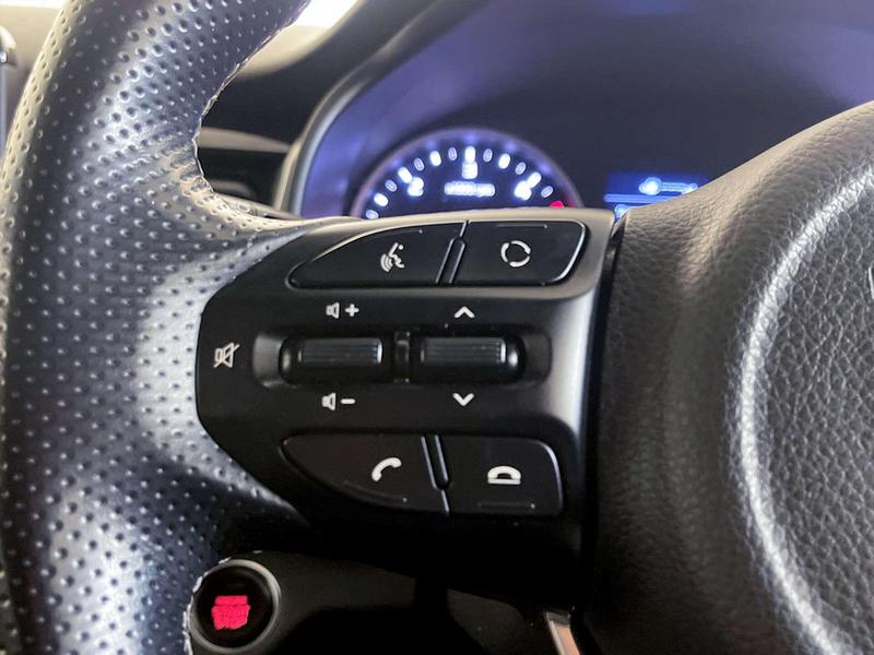 Used Kia Stonic 2018 for sale - 77161063: Photo 17