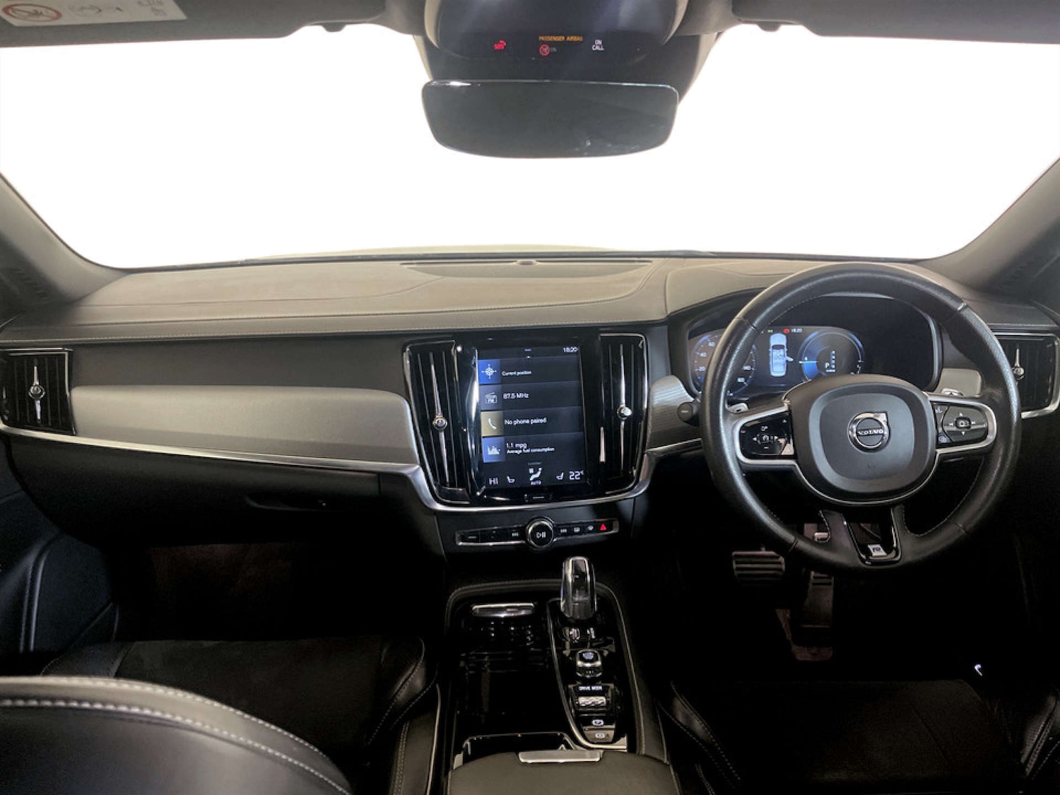 Used Volvo S90 2018 for sale - 77189547: Photo 3