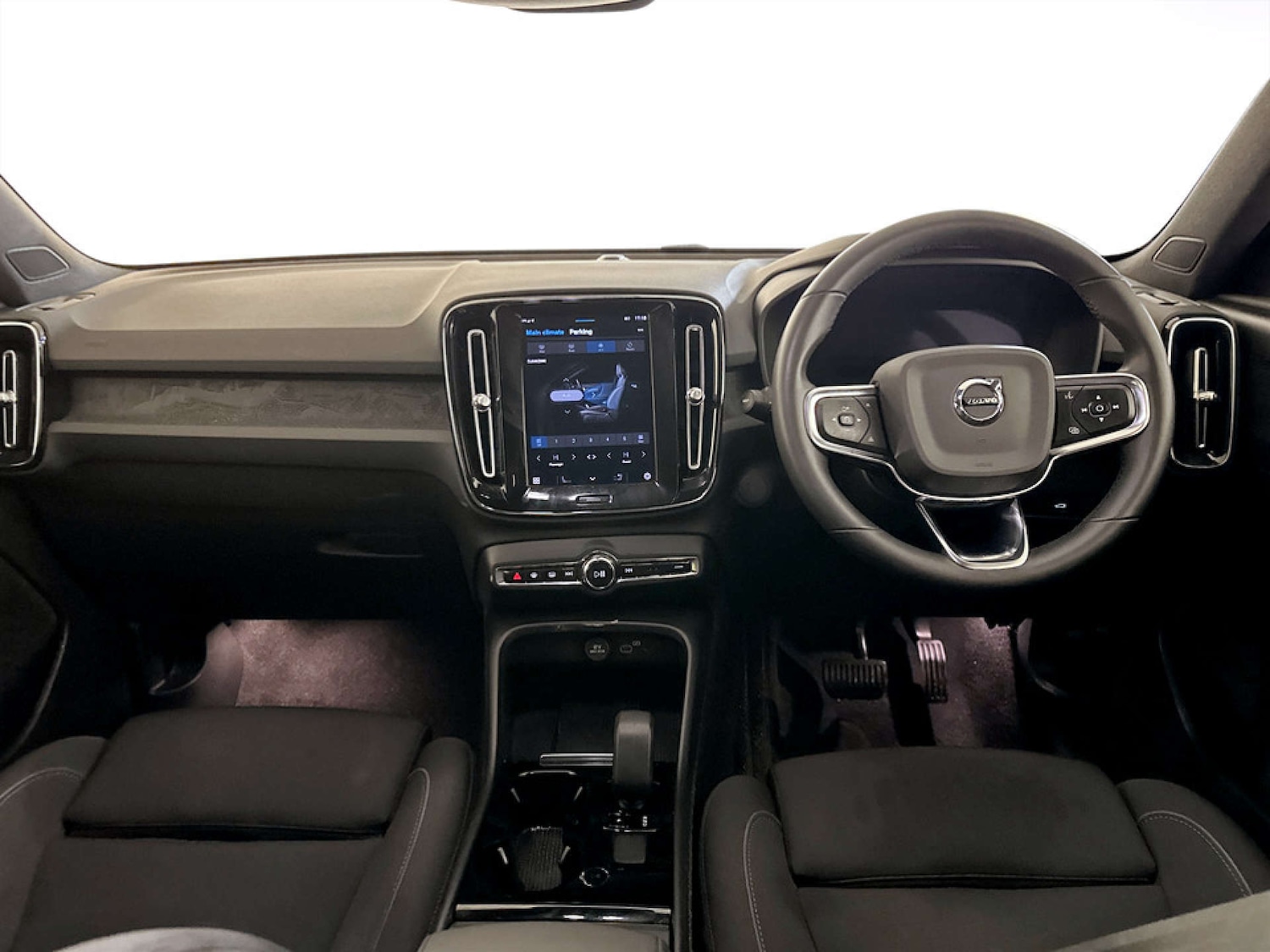 Used Volvo XC40 2022 for sale - 77288595: Photo 3