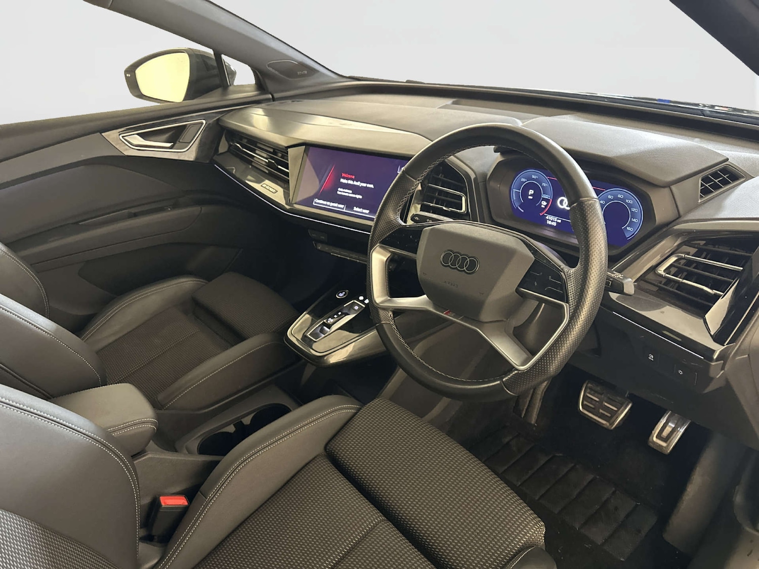 Used Audi Q4 e-tron 2023 for sale - 78083441: Photo 15