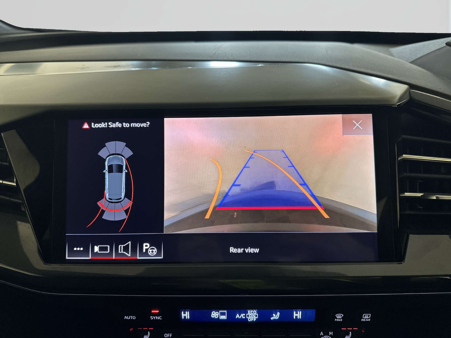 Used Audi Q4 e-tron 2023 for sale - 78083441: Photo 20