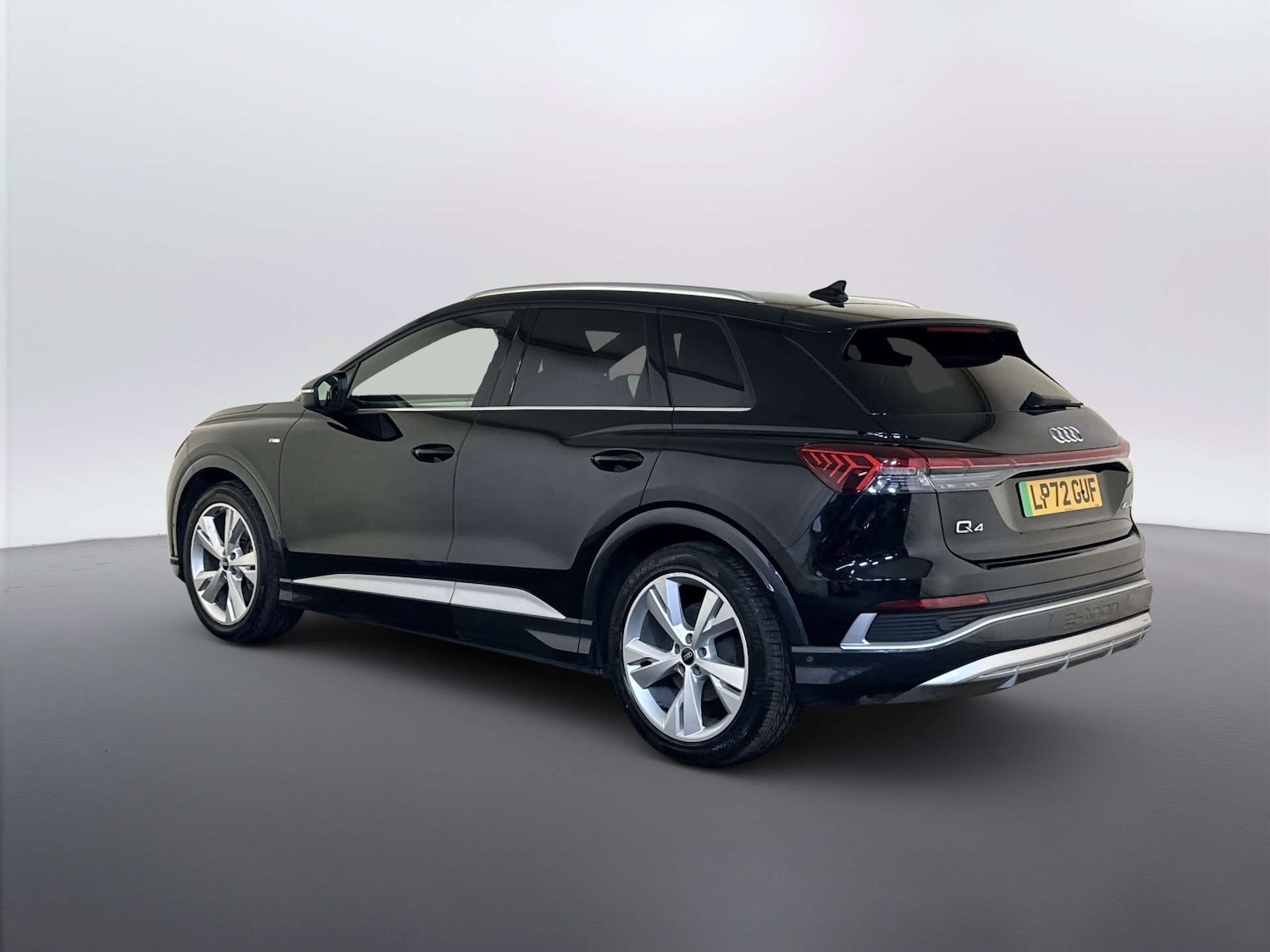 Used Audi Q4 e-tron 2023 for sale - 78083441: Photo 8