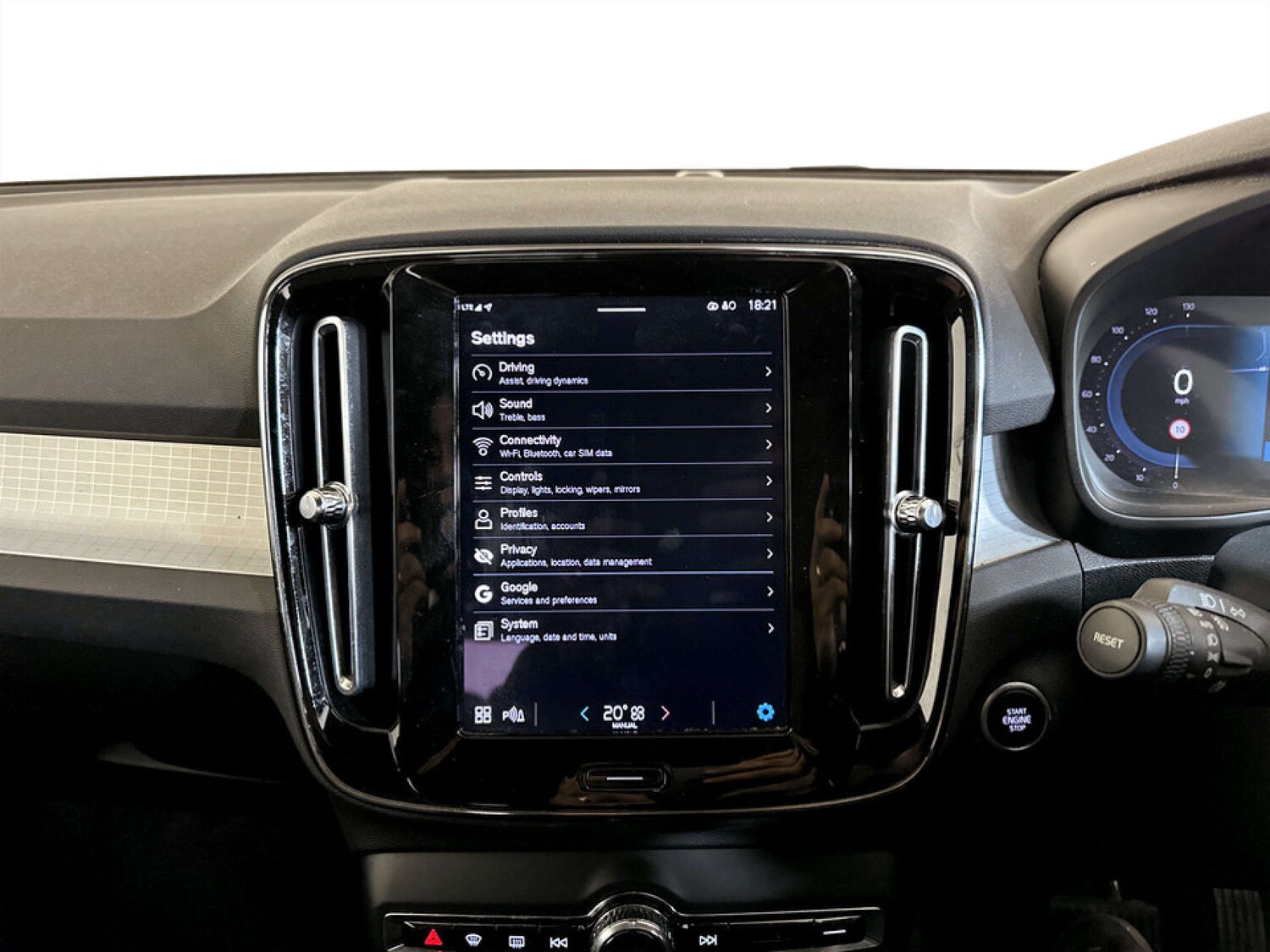 Used Volvo XC40 2022 for sale - 77502033: Photo 21