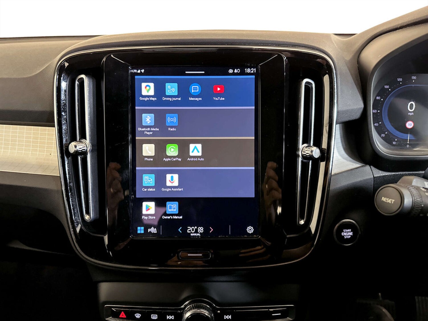 Used Volvo XC40 2022 for sale - 77502033: Photo 24