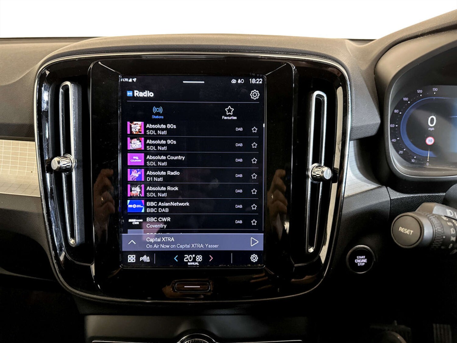 Used Volvo XC40 2022 for sale - 77502033: Photo 25