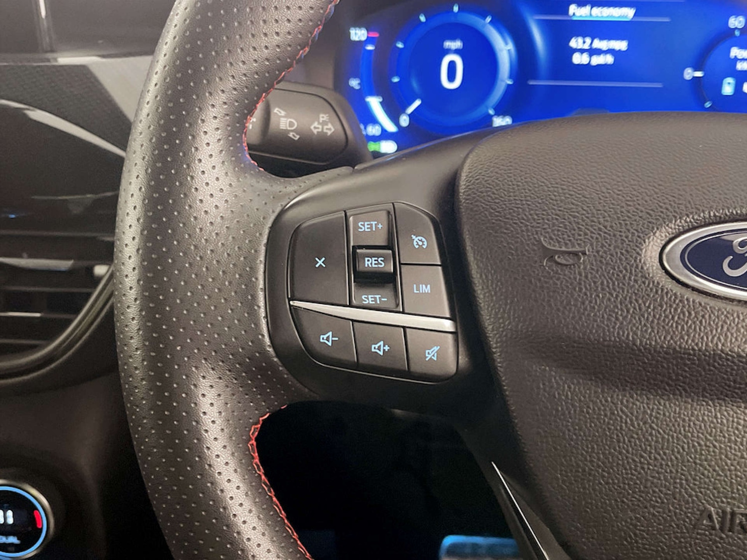 Used Ford Kuga 2022 for sale - 77289427: Photo 17