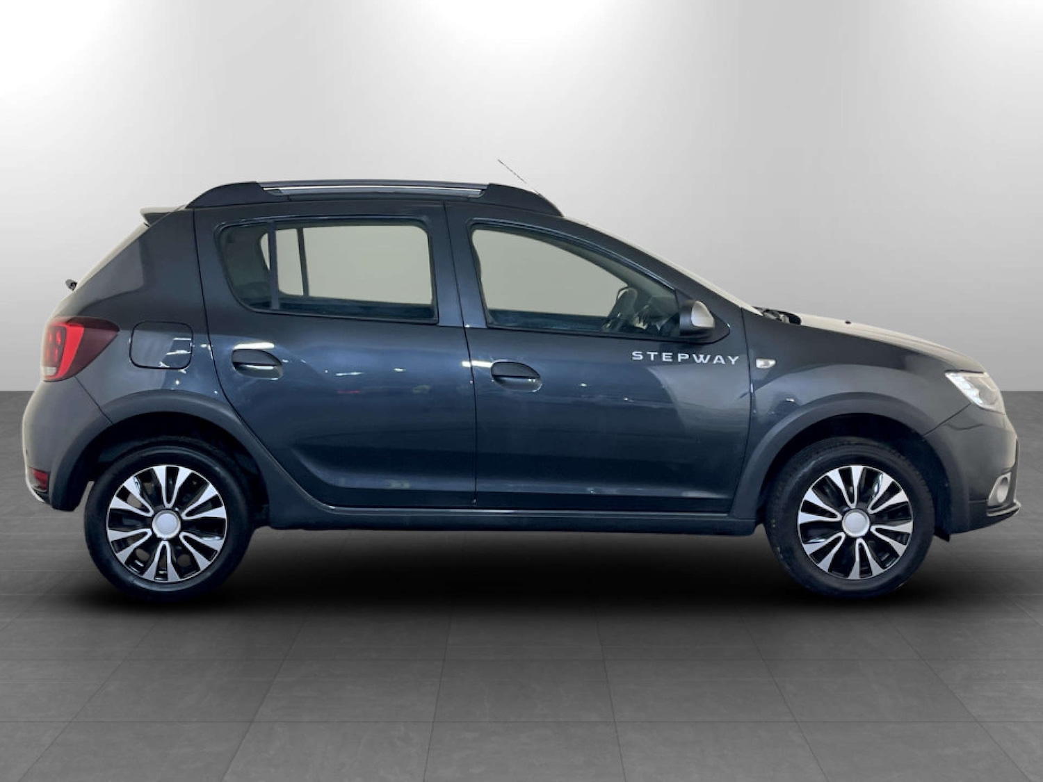 Used Dacia Sandero Stepway 2020 for sale - 77380728: Photo 11