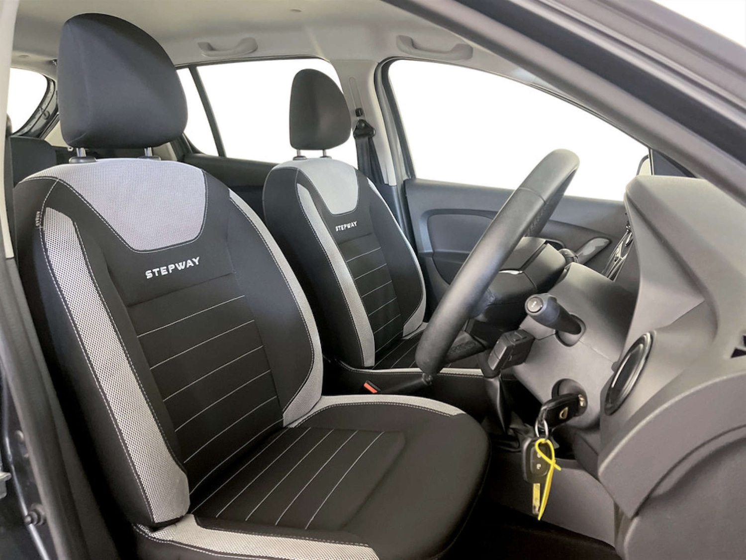 Used Dacia Sandero Stepway 2020 for sale - 77380728: Photo 13