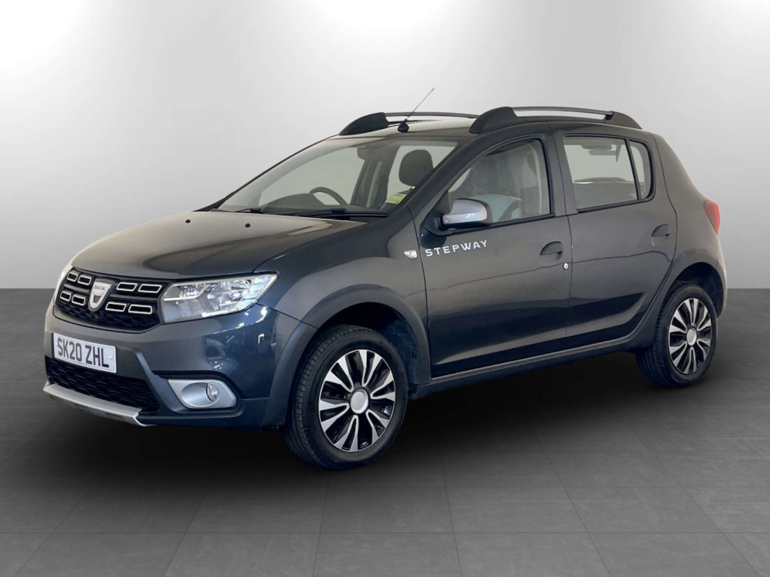 Used Dacia Sandero Stepway 2020 for sale - 77380728: Photo 6