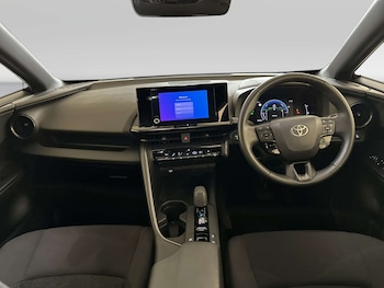 Used Toyota C-HR 2024 for sale - 78793821: Photo