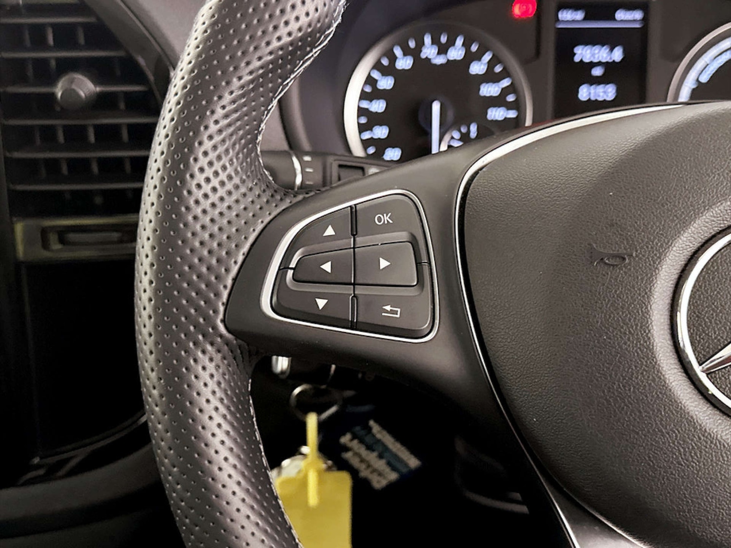 Used Mercedes-Benz Vito 2023 for sale - 77353599: Photo 18