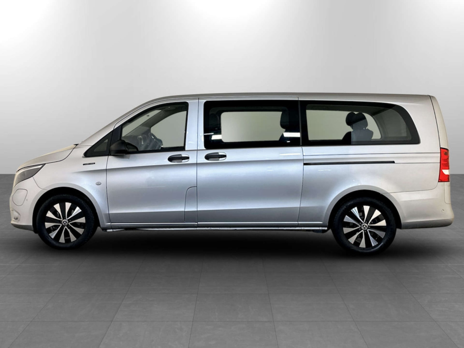 Used Mercedes-Benz Vito 2023 for sale - 77353599: Photo 7