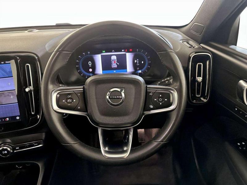 Used Volvo XC40 2023 for sale - 76202206: Photo 16