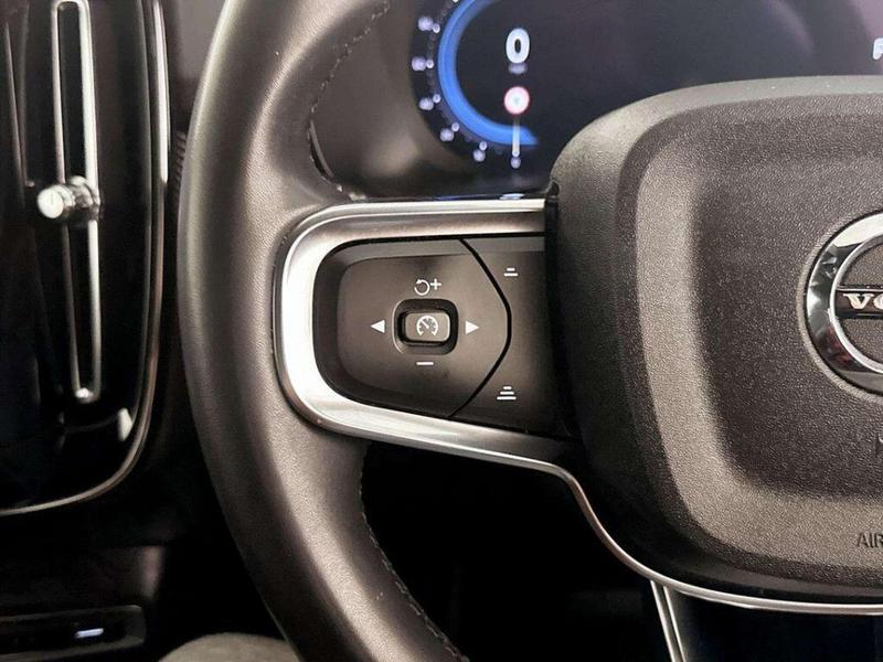 Used Volvo XC40 2023 for sale - 76202206: Photo 17