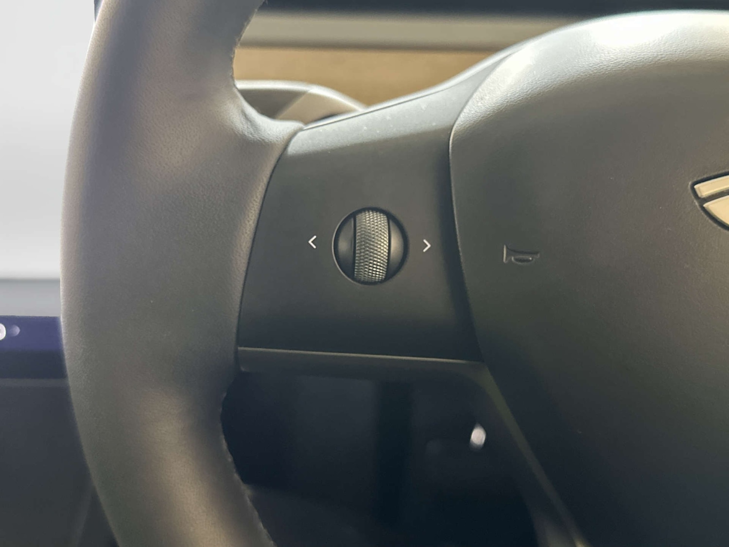 Used Tesla Model Y 2024 for sale - 77968968: Photo 18