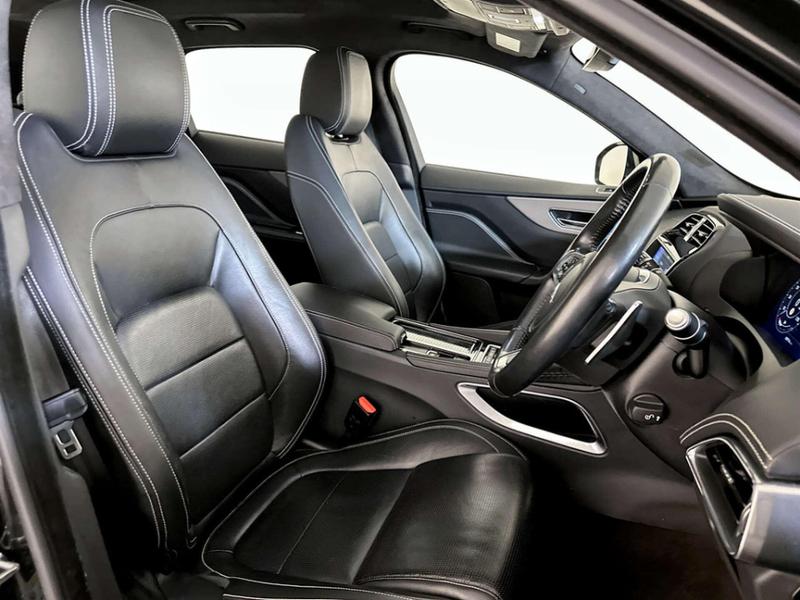 Used Jaguar F-Pace 2020 for sale - 76919949: Photo 13