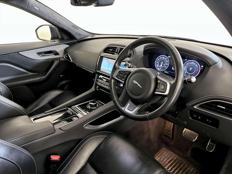 Used Jaguar F-Pace 2020 for sale - 76919949: Photo 16