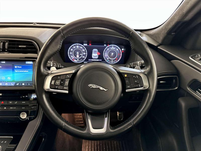 Used Jaguar F-Pace 2020 for sale - 76919949: Photo 17