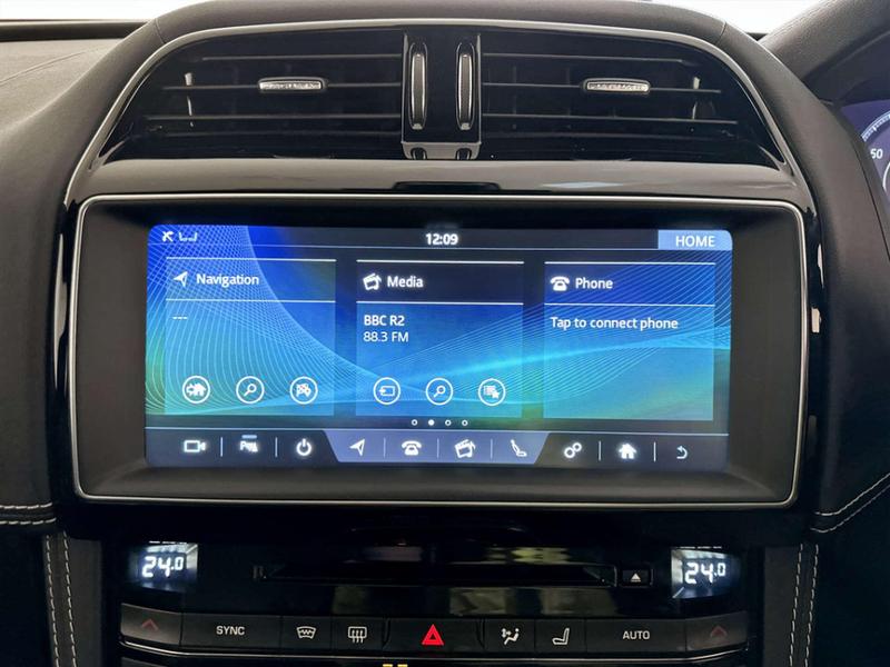 Used Jaguar F-Pace 2020 for sale - 76919949: Photo 25