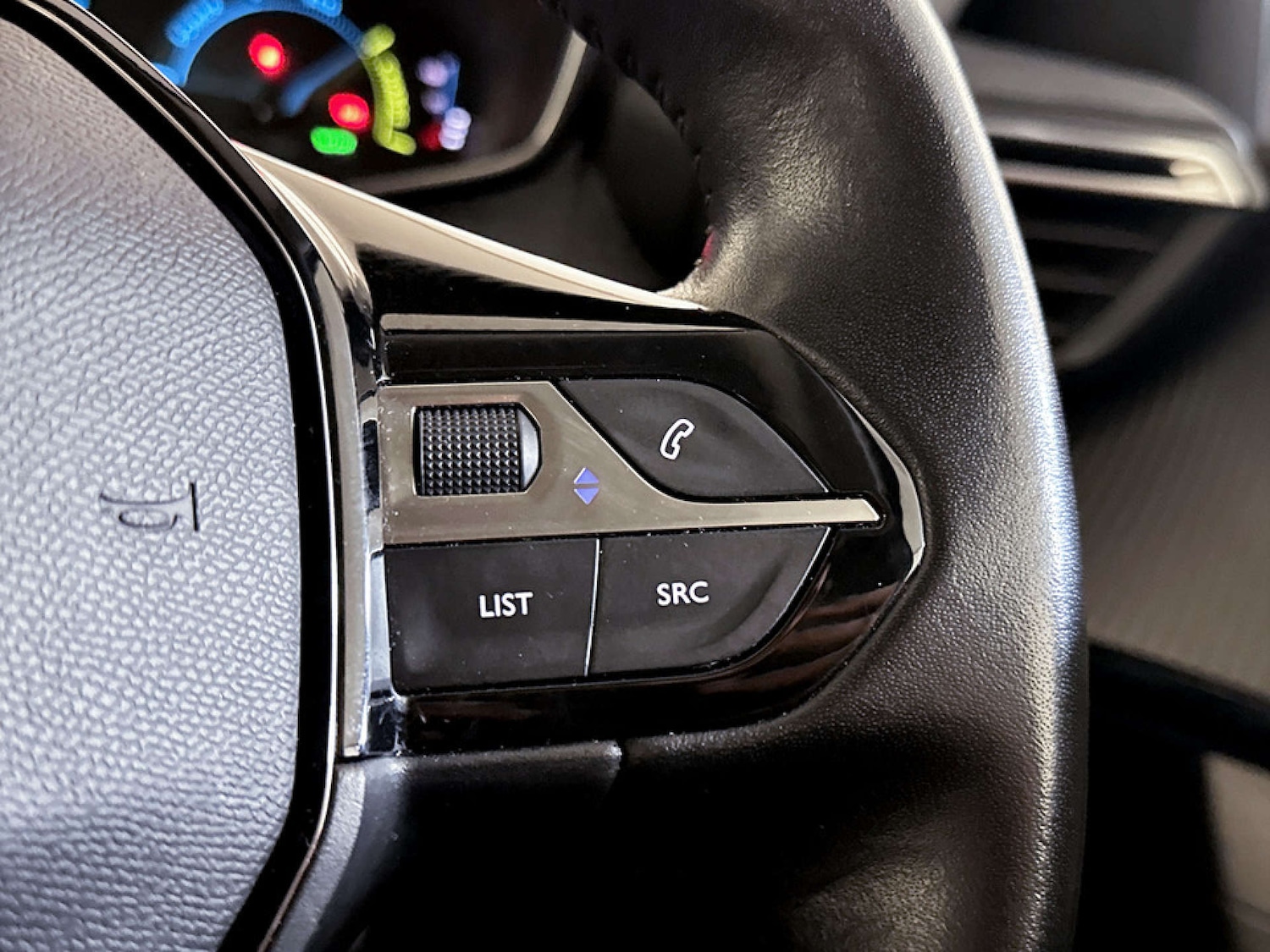 Used Peugeot 2008 2021 for sale - 77643226: Photo 20