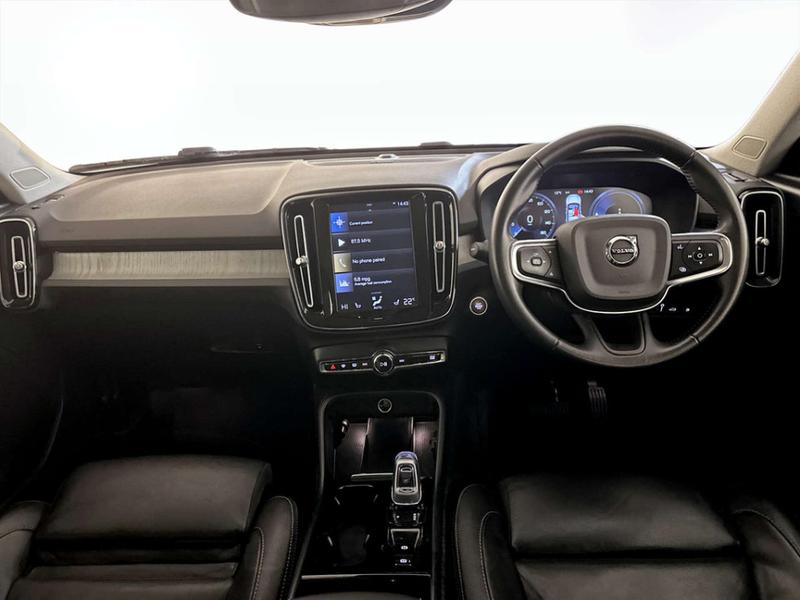 Used Volvo XC40 2020 for sale - 76782235: Photo 3