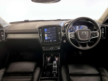 Used Volvo XC40 2020 for sale - 76782235: Photo