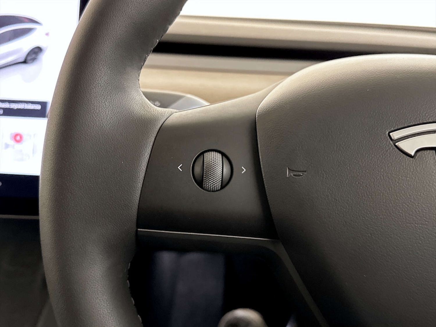 Used Tesla Model Y 2023 for sale - 77422781: Photo 17