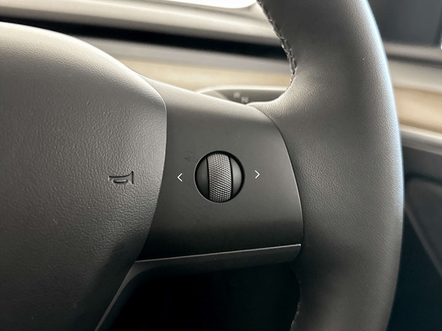 Used Tesla Model Y 2023 for sale - 77422781: Photo 18