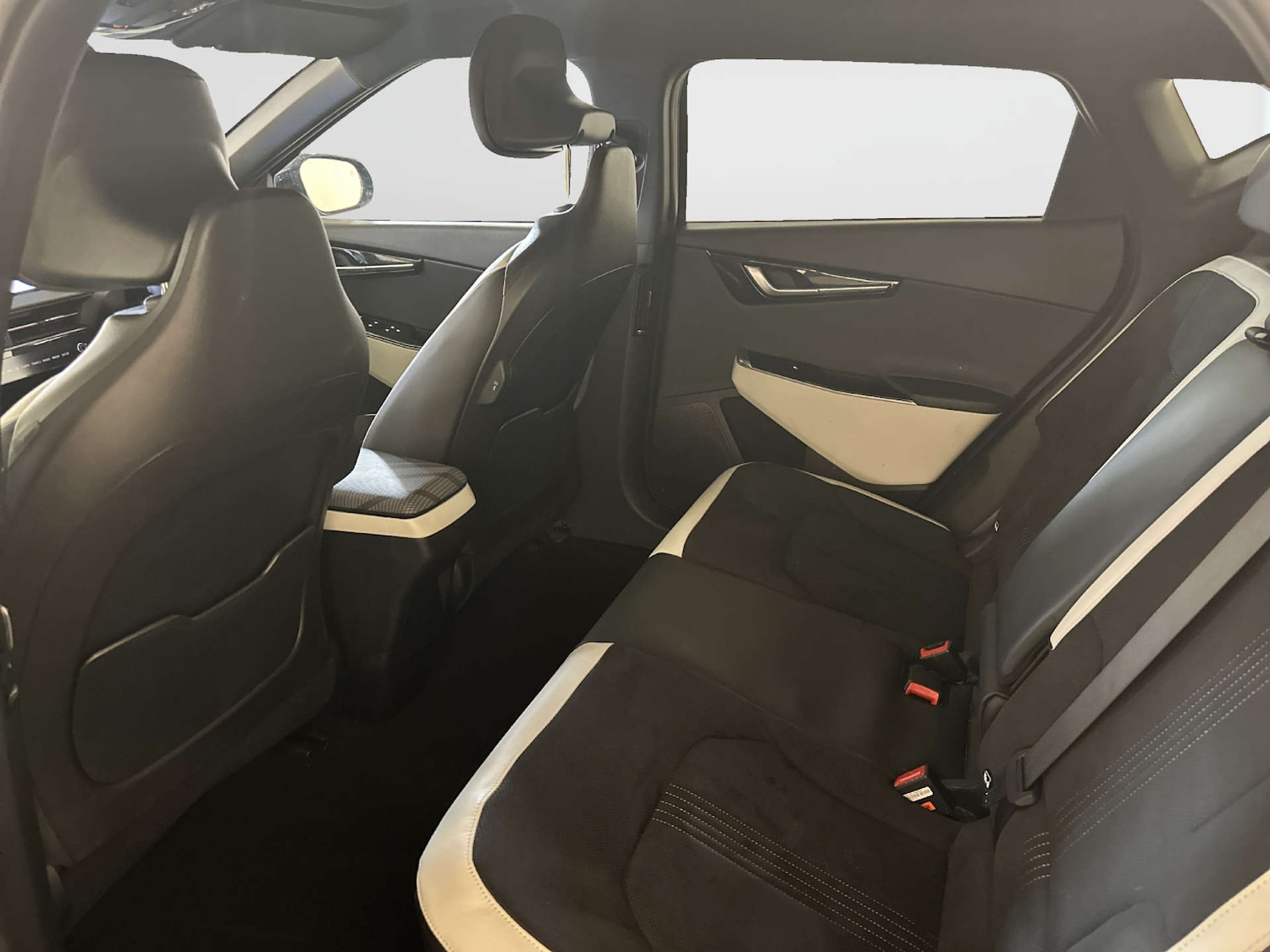 Used Kia EV6 2023 for sale - 77850670: Photo 15