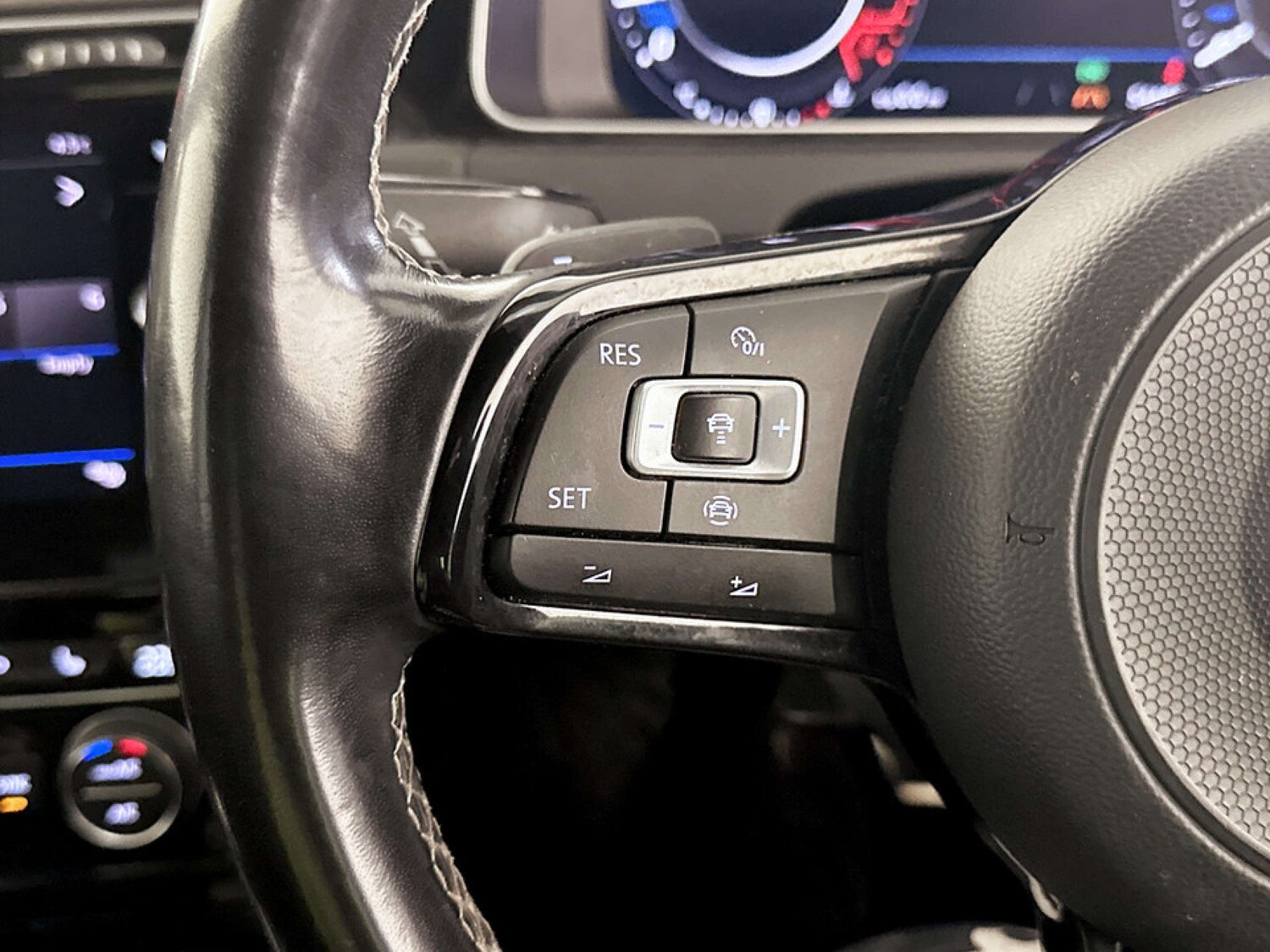 Used Volkswagen Golf 2019 for sale - 77368274: Photo 17