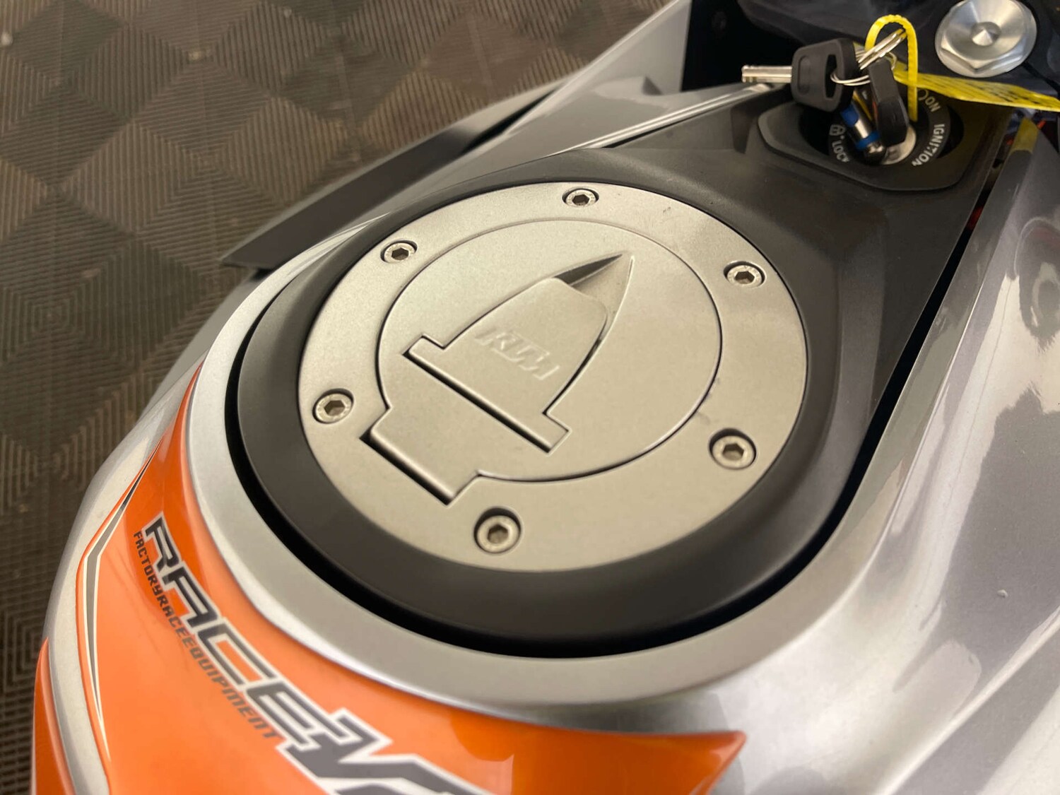 KTM 1290 Super Duke GT