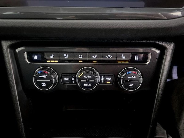 Used Volkswagen Tiguan 2020 for sale - 76234912: Photo 25
